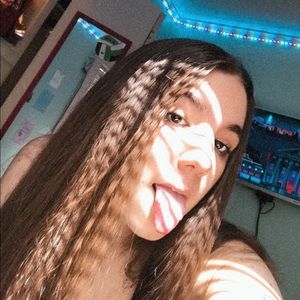 Meet your Posher, Natalie